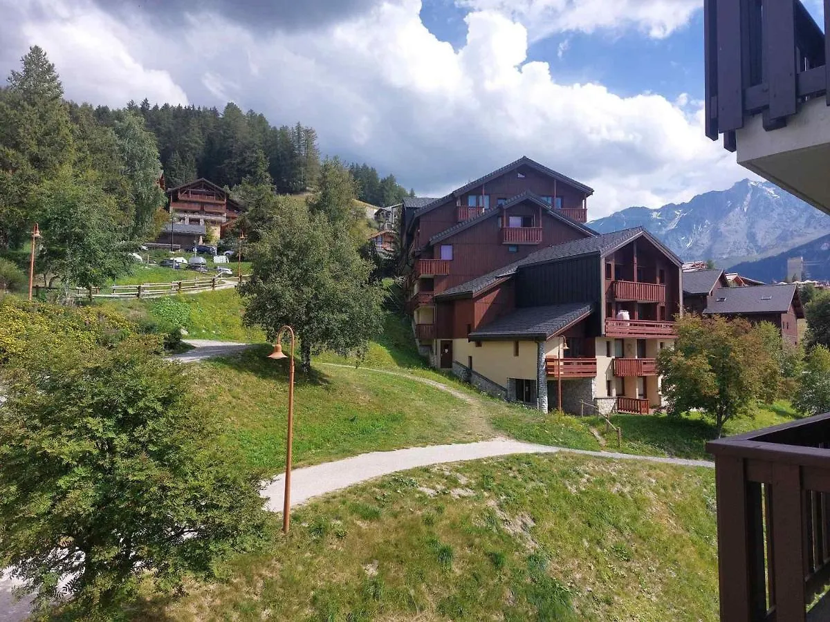 Studio 4 Pers Proche Pistes Avec Balcon Et Vue Mont Blanc - Fr-1-411-906 Landry 0*,  France